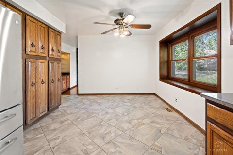 Tiny photo for 231 Southwick Lane, Schaumburg, IL 60173 (MLS # 12726043)