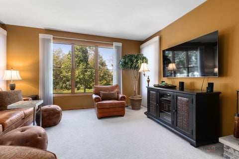 Tiny photo for 1490 Pheasant Trail Court, Hoffman Estates, IL 60192 (MLS # 12773110)