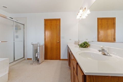 Tiny photo for 1490 Pheasant Trail Court, Hoffman Estates, IL 60192 (MLS # 12773110)