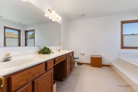 Tiny photo for 1490 Pheasant Trail Court, Hoffman Estates, IL 60192 (MLS # 12773110)