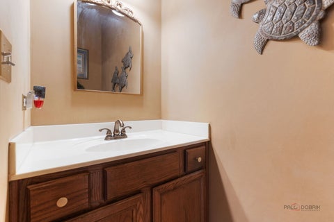 Tiny photo for 1490 Pheasant Trail Court, Hoffman Estates, IL 60192 (MLS # 12773110)