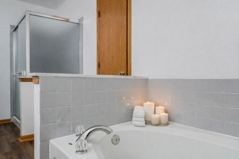 Tiny photo for 1544 Suncrest Lane, Bolingbrook, IL 60490 (MLS # 12533108)