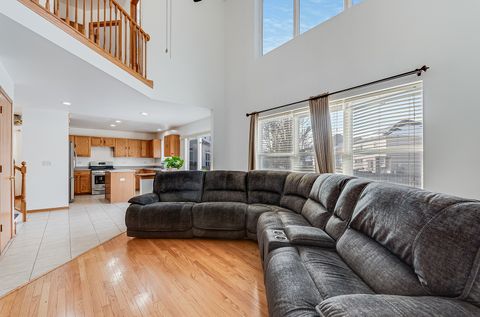 Tiny photo for 1544 Suncrest Lane, Bolingbrook, IL 60490 (MLS # 12533108)