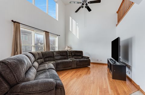 Tiny photo for 1544 Suncrest Lane, Bolingbrook, IL 60490 (MLS # 12533108)