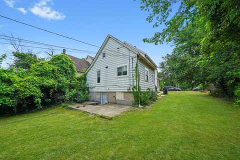 Tiny photo for 13823 LINCOLN Avenue, Dolton, IL 60419 (MLS # 12411688)