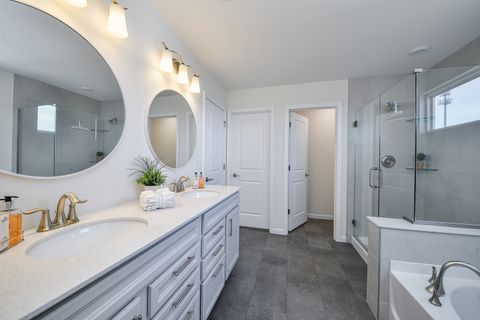 Tiny photo for 564 Thorne Street, Batavia, IL 60510 (MLS # 12608791)