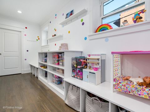 Tiny photo for 2315 W ROSCOE Street #1, Chicago, IL 60618 (MLS # 12505972)