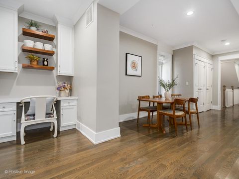 Tiny photo for 2315 W ROSCOE Street #1, Chicago, IL 60618 (MLS # 12505972)