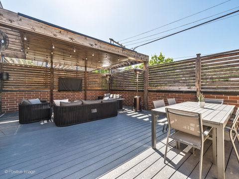 Tiny photo for 2315 W ROSCOE Street #1, Chicago, IL 60618 (MLS # 12505972)