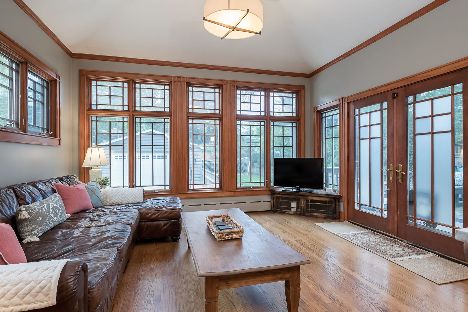 River Forest, Illinois 60305, United States, 3 Bedrooms Bedrooms, ,4 BathroomsBathrooms,Residential,Contingent,246347