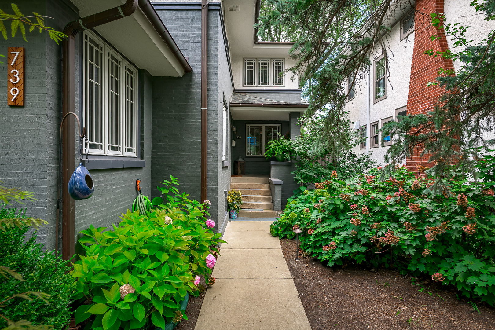 River Forest, Illinois 60305, United States, 3 Bedrooms Bedrooms, ,4 BathroomsBathrooms,Residential,Contingent,246347