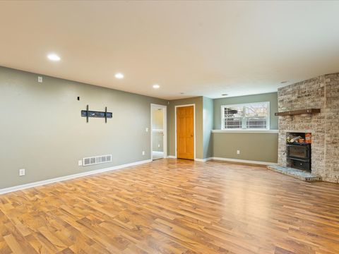 Tiny photo for 207 Coronado Boulevard, Loves Park, IL 61111 (MLS # 12612750)