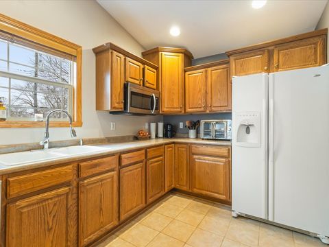 Tiny photo for 207 Coronado Boulevard, Loves Park, IL 61111 (MLS # 12612750)