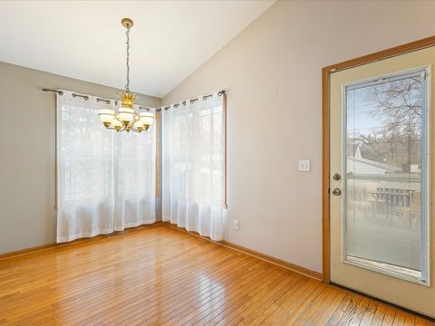 Tiny photo for 207 Coronado Boulevard, Loves Park, IL 61111 (MLS # 12612750)