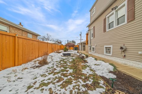 Tiny photo for 608 Morris Avenue, Bellwood, IL 60104 (MLS # 12539647)