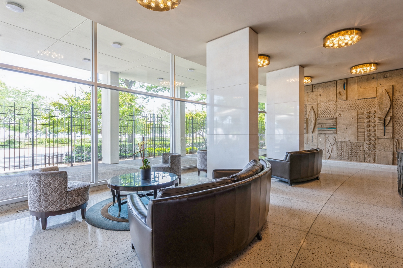 1150 N Lake Shore Drive 9J
