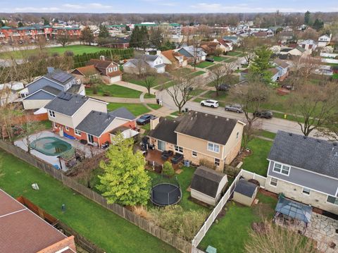 Tiny photo for 6900 Olde Gatehouse Road, Tinley Park, IL 60477 (MLS # 12619889)