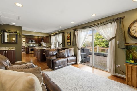 Tiny photo for 6900 Olde Gatehouse Road, Tinley Park, IL 60477 (MLS # 12619889)