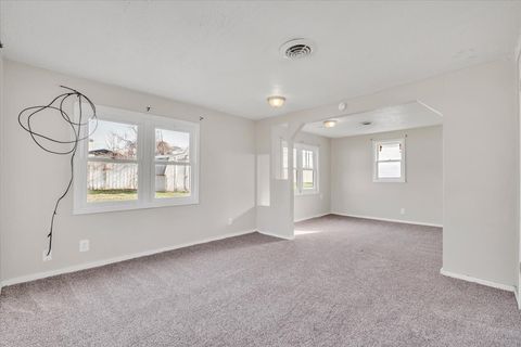 Tiny photo for 515 2nd Avenue W, Milan, IL 61264 (MLS # 12602287)
