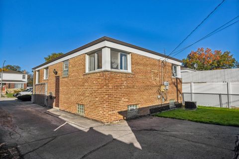 A home in Calumet Park