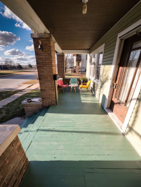 Tiny photo for 1318 6TH Avenue, Rockford, IL 61104 (MLS # 12525856)