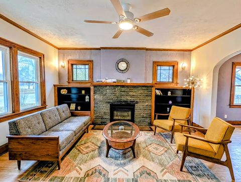 Tiny photo for 1318 6TH Avenue, Rockford, IL 61104 (MLS # 12525856)