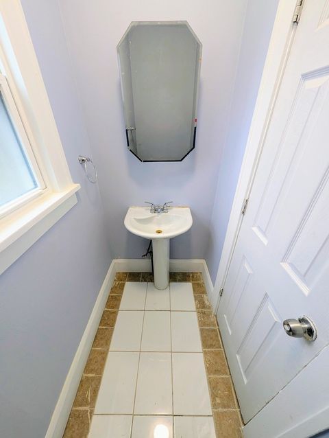 Tiny photo for 1318 6TH Avenue, Rockford, IL 61104 (MLS # 12525856)