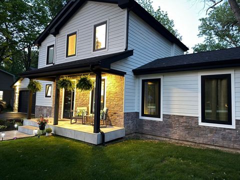 Tiny photo for 101 N Schoenbeck Road, Prospect Heights, IL 60070 (MLS # 12541099)