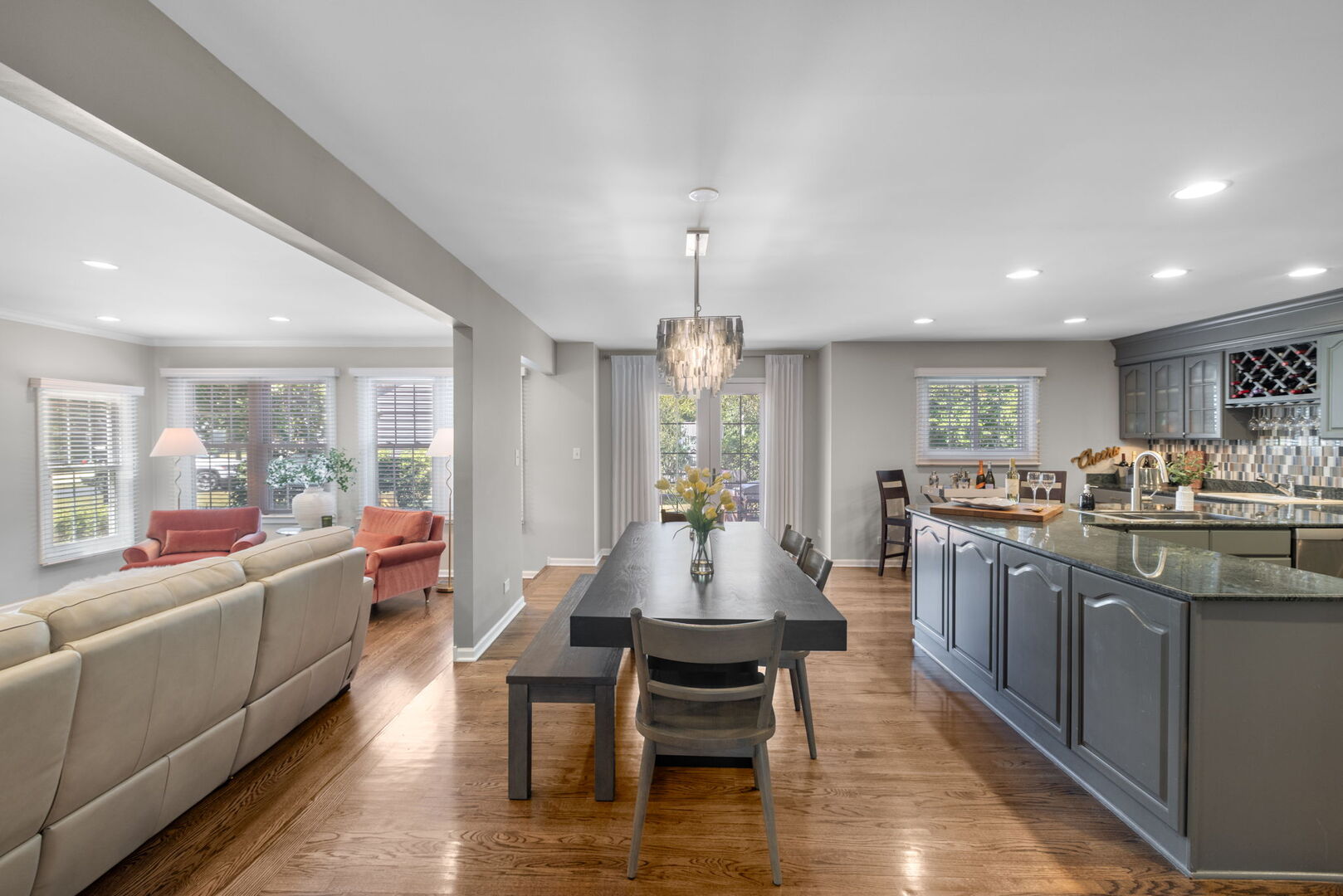 1180 Thorndale Lane