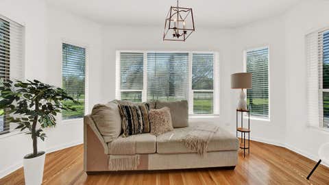 Tiny photo for 5150 S King Drive #A1, Chicago, IL 60615 (MLS # 12741337)
