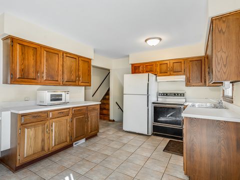 Tiny photo for 6429 W 114th Street, Worth, IL 60482 (MLS # 12573224)