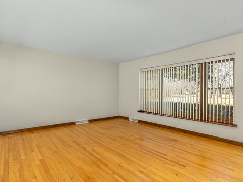 Tiny photo for 6429 W 114th Street, Worth, IL 60482 (MLS # 12573224)