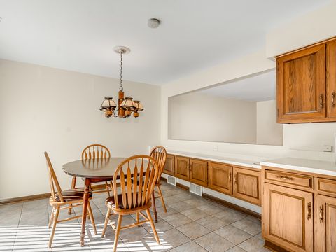 Tiny photo for 6429 W 114th Street, Worth, IL 60482 (MLS # 12573224)