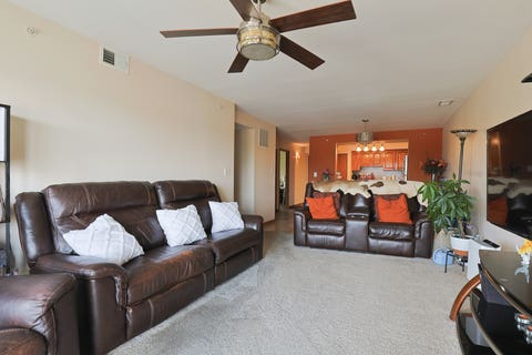 Tiny photo for 9510 S Kolmar Avenue S #408, Oak Lawn, IL 60453 (MLS # 12726932)