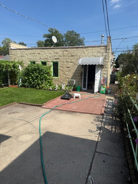 Tiny photo for 5117 N Kolmar Avenue, Chicago, IL 60630 (MLS # 12742990)