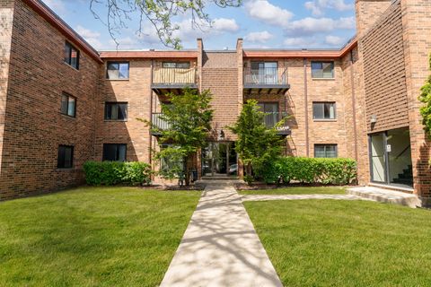 1787 W Algonquin Road 1B Mount Prospect IL 60056