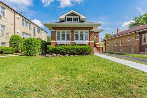 Tiny photo for 1627 N Narragansett Avenue, Chicago, IL 60639 (MLS # 12481481)