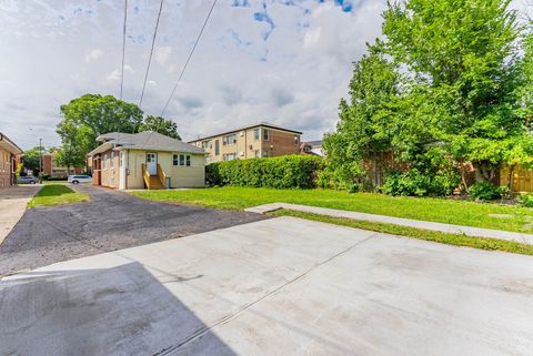 Tiny photo for 1627 N Narragansett Avenue, Chicago, IL 60639 (MLS # 12481481)