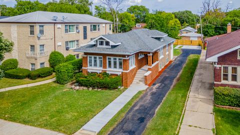 Tiny photo for 1627 N Narragansett Avenue, Chicago, IL 60639 (MLS # 12481481)