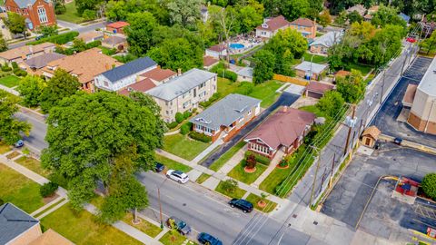 Tiny photo for 1627 N Narragansett Avenue, Chicago, IL 60639 (MLS # 12481481)