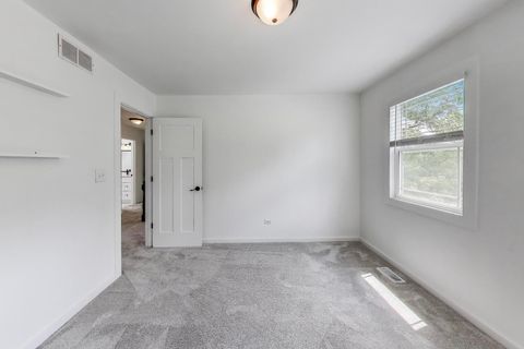 Tiny photo for 1329 Neskola Court, Naperville, IL 60564 (MLS # 12416467)