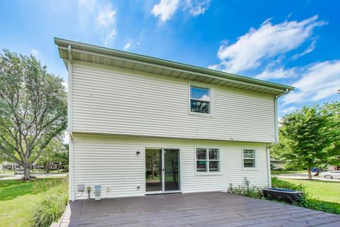 Tiny photo for 1329 Neskola Court, Naperville, IL 60564 (MLS # 12416467)