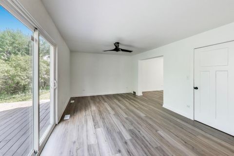Tiny photo for 1329 Neskola Court, Naperville, IL 60564 (MLS # 12416467)