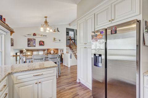 Tiny photo for 1094 Shady Tree Lane, Wheeling, IL 60090 (MLS # 12505736)