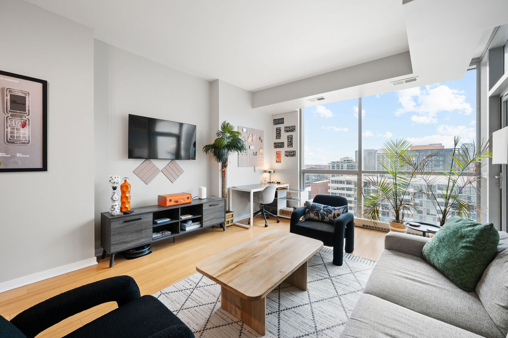 303 W OHIO Street 1709