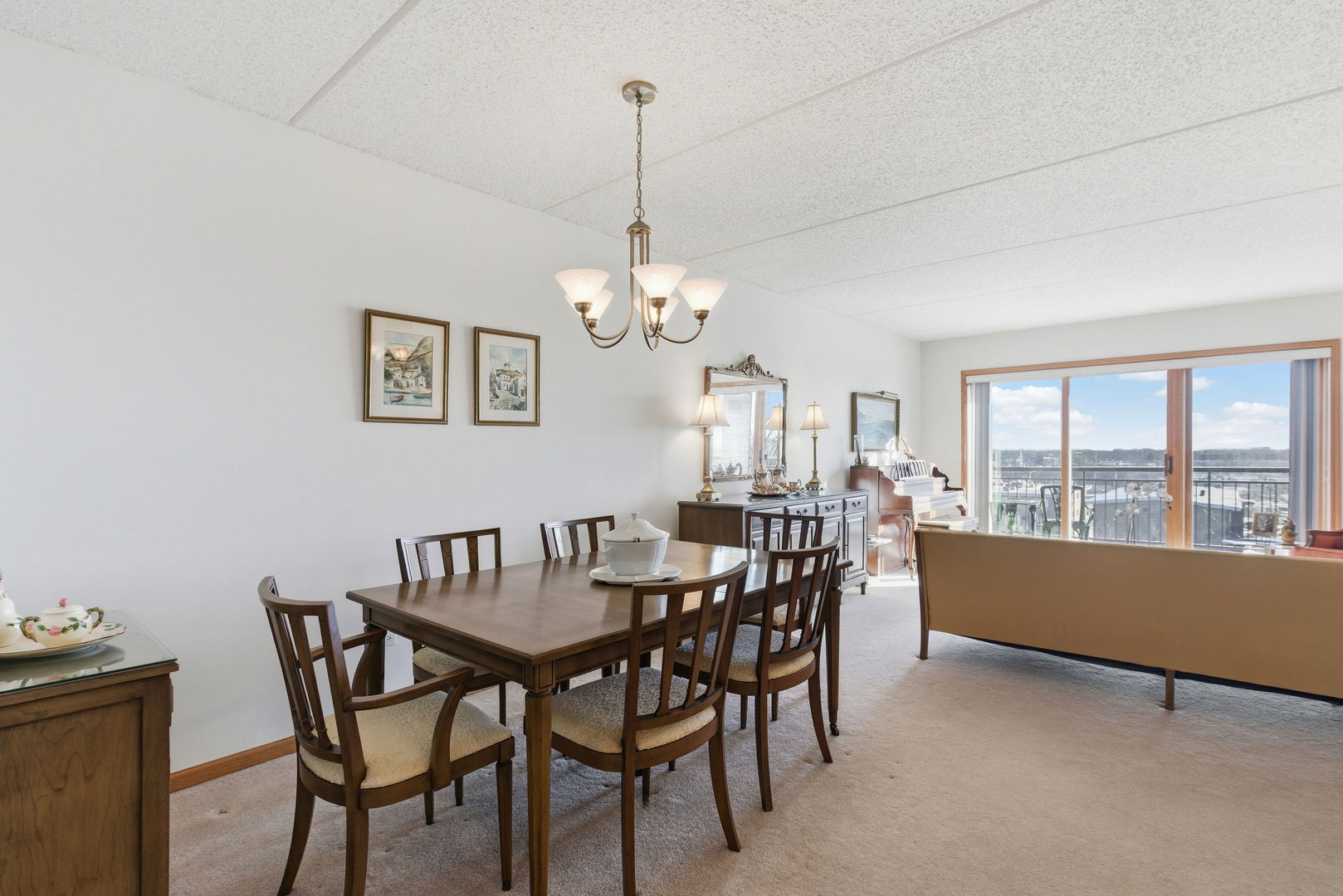 5055 W Madison Street 507