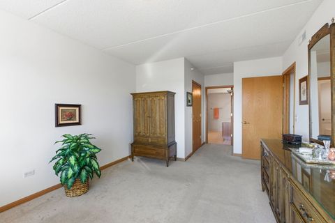 Tiny photo for 5055 W Madison Street #507, Skokie, IL 60077 (MLS # 12551607)