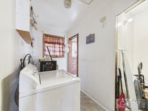 Tiny photo for 15509 Rose Drive, South Holland, IL 60473 (MLS # 12599792)