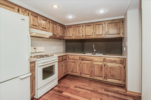 Tiny photo for 212 W Saint Charles Road #108, Lombard, IL 60148 (MLS # 12650759)