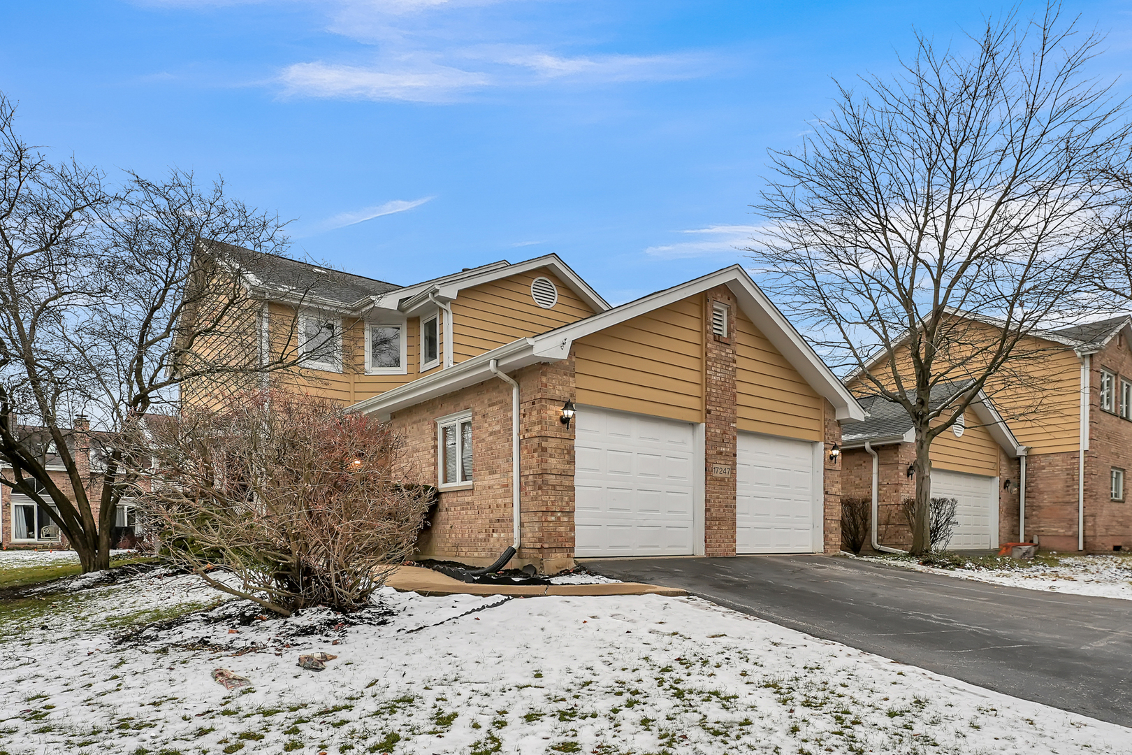 17247 Lakebrook Drive